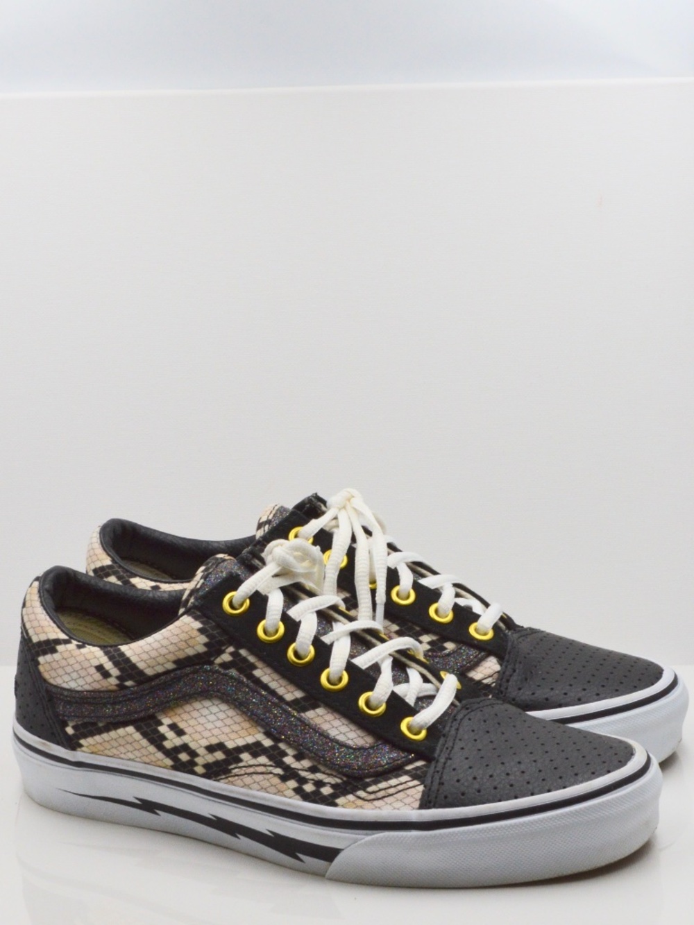 Vans Customs Shoe Sneakers Snake Skin Canvas Leather Heel and Toe Size 7.5